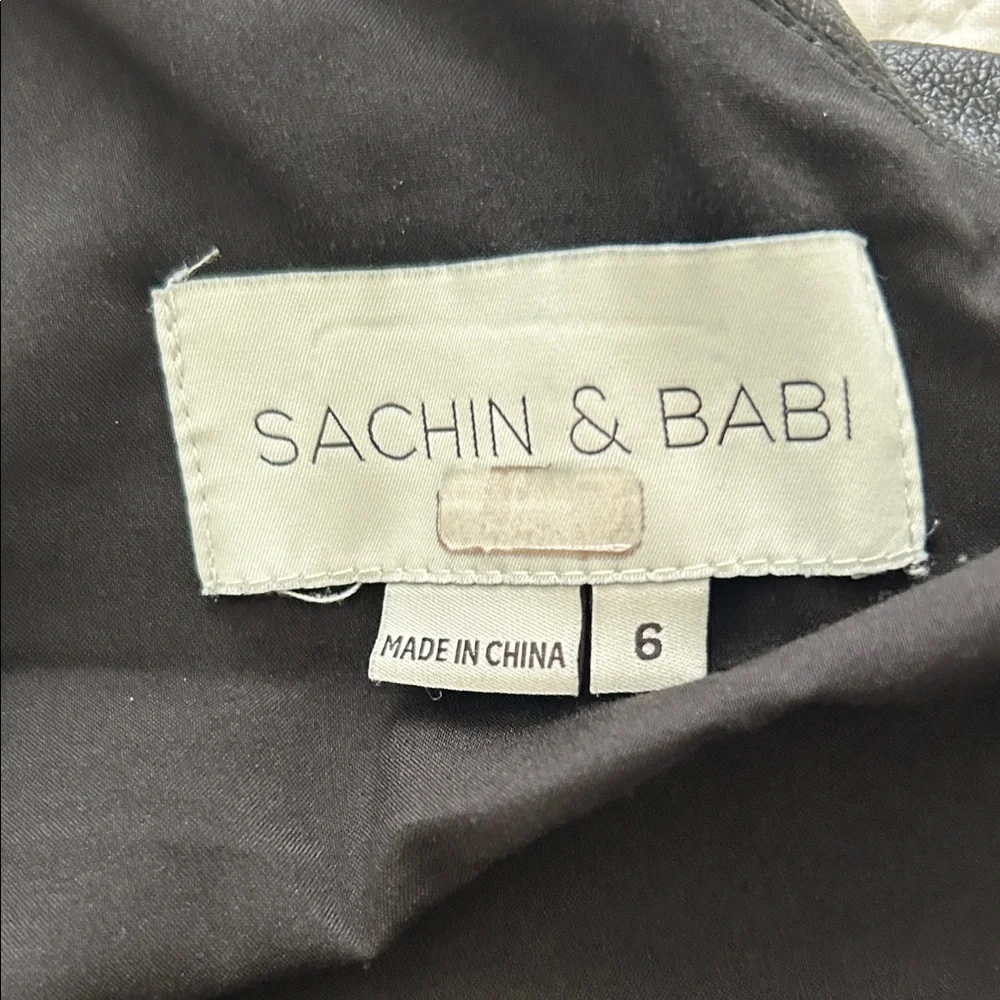 Sachin + Babi Jagger Black One-Shoulder Jumpsuit - Picture 5 of 9